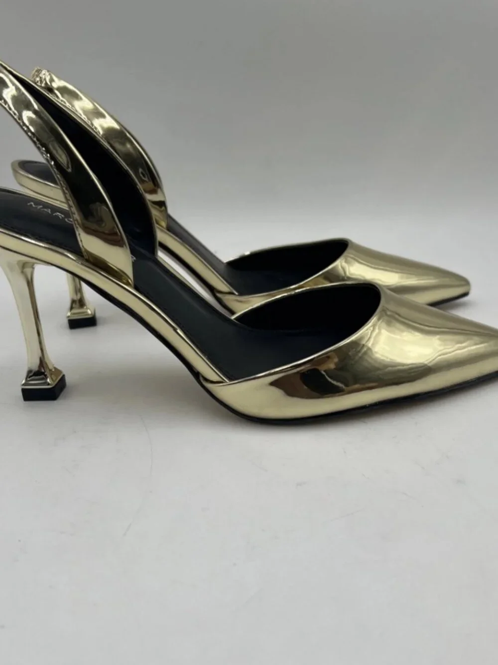 Marc Fisher Women's Hadya Pumps
